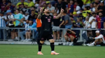 ميسي يعزز رصيد أهدافه بالهاتريك ويظفر بالحذاء الذهبي الأمريكي لموسم 2025